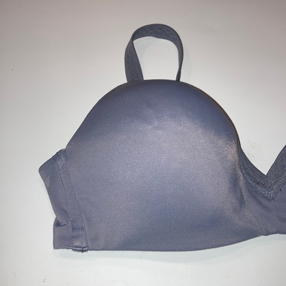 34B Warner’s gray no wire cup bra - Picture 3 of 10